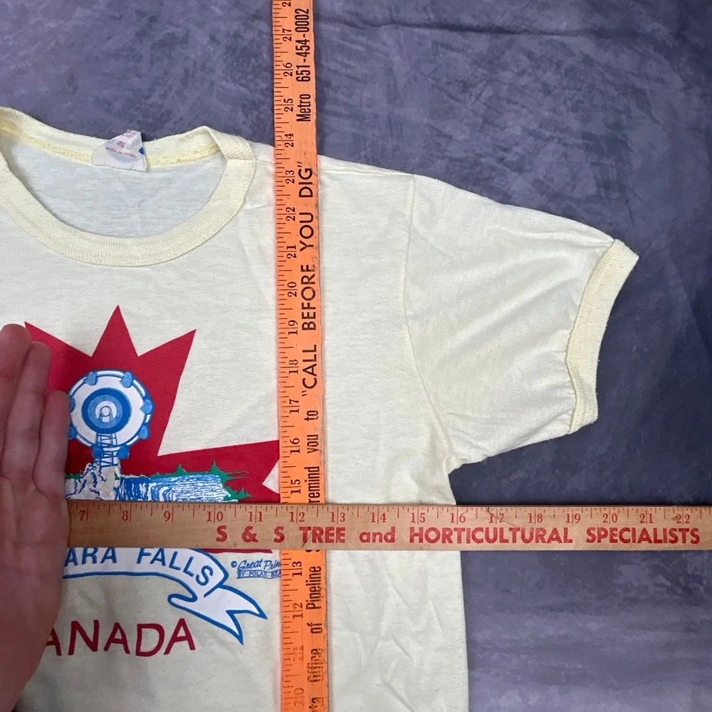 Vintage 80s Niagara Falls Canada Ringer T Shirt Cream Souvenir Mens M Graphic - Picture 2 of 6